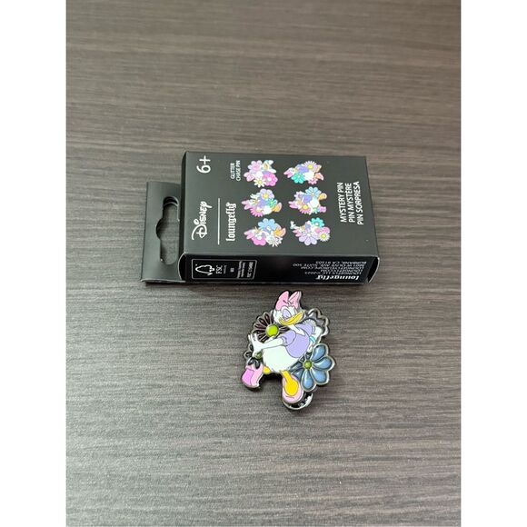 Loungefly Disney Daisy Floral Blind Box Enamel Pin - Style B - Picture 1 of 2